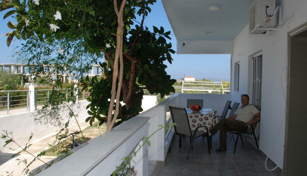 Kostas Family House Apartamento Káto Ássos Exterior foto